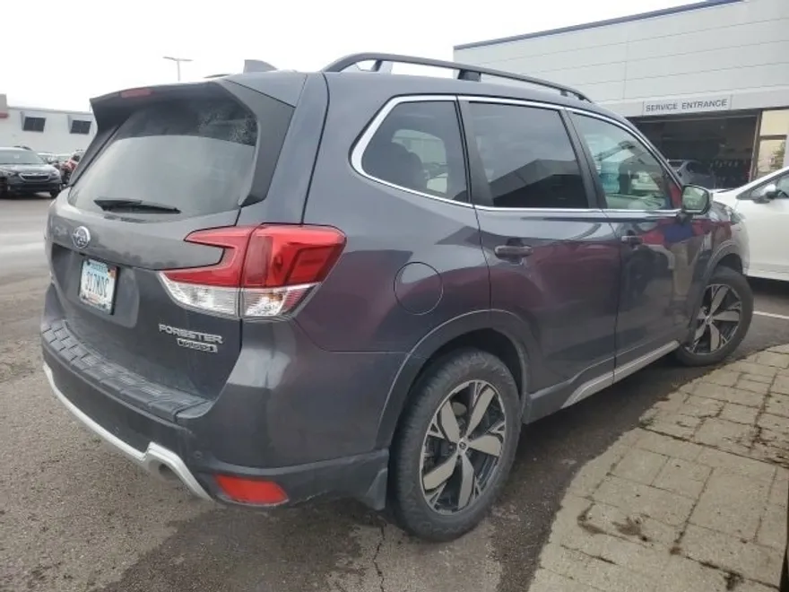 2020 Subaru Forester Touring photo 1