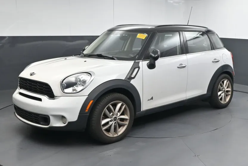 2013 Mini Countryman S ALL4 photo 1