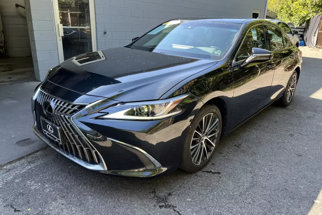 2022 Lexus ES 350 photo 1
