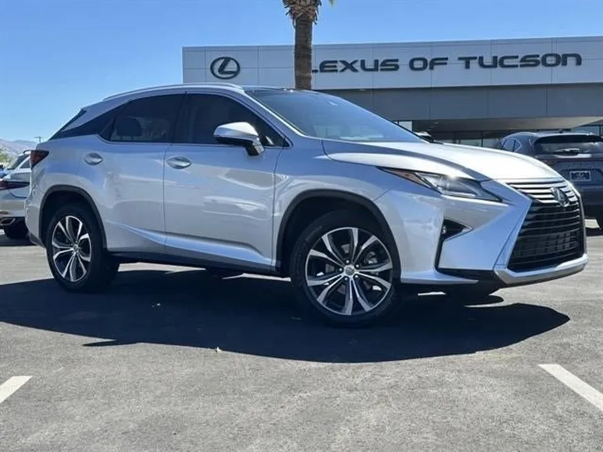 2017 Lexus RX photo 1