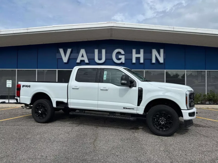 2025 Ford F-250 XLT photo 1