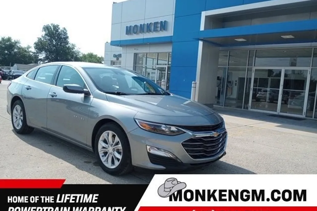 2024 Chevrolet Malibu 1LT photo 1