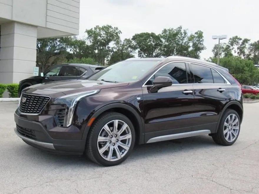 2020 Cadillac XT4 Premium Luxury photo 1