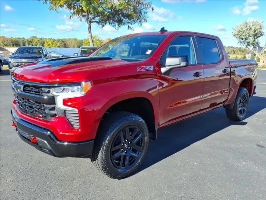 2026 Chevrolet Silverado 1500 LT Trail Boss photo 1
