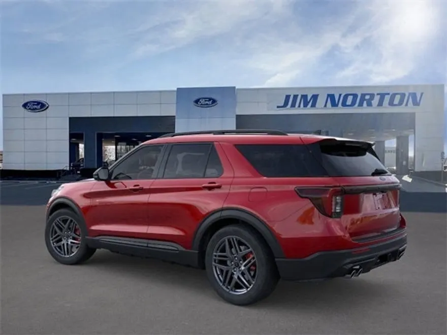 2025 Ford Explorer ST photo 1