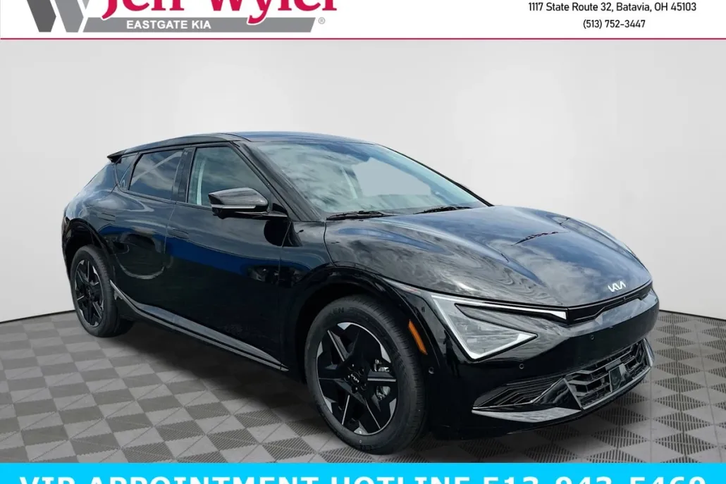 2025 Kia EV6 Wind photo 1