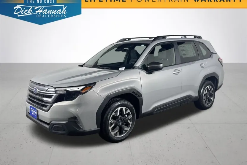 2025 Subaru Forester Premium photo 1