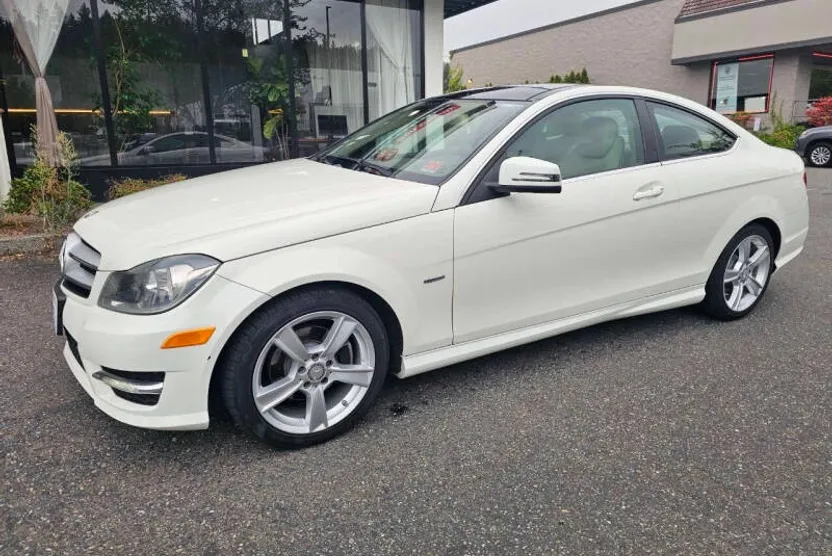 2012 Mercedes Benz C 250 Coupe photo 1