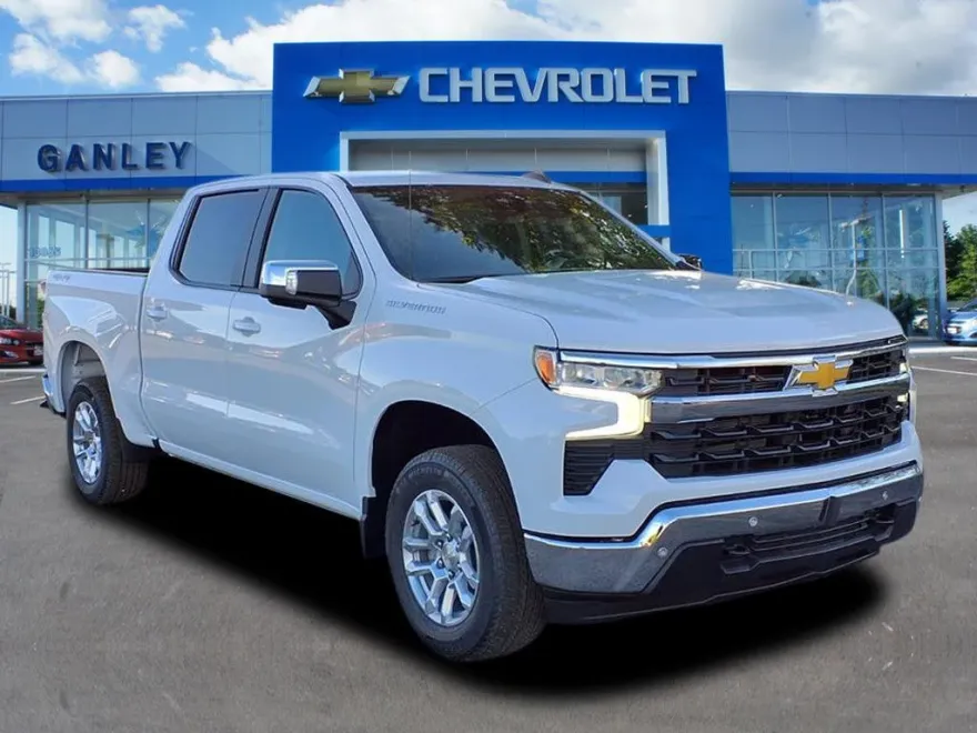 2026 Chevrolet Silverado 1500 LT photo 1