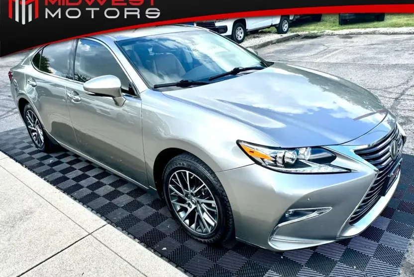 2017 Lexus ES 350 photo 1