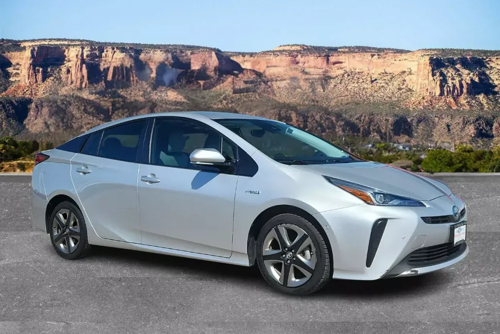 2020 Toyota Prius photo 1