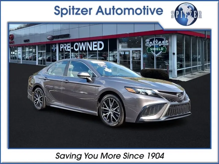 2023 Toyota Camry SE photo 1