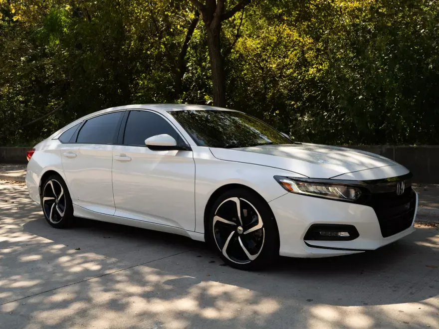 2019 Honda Accord Sport 1.5T photo 1