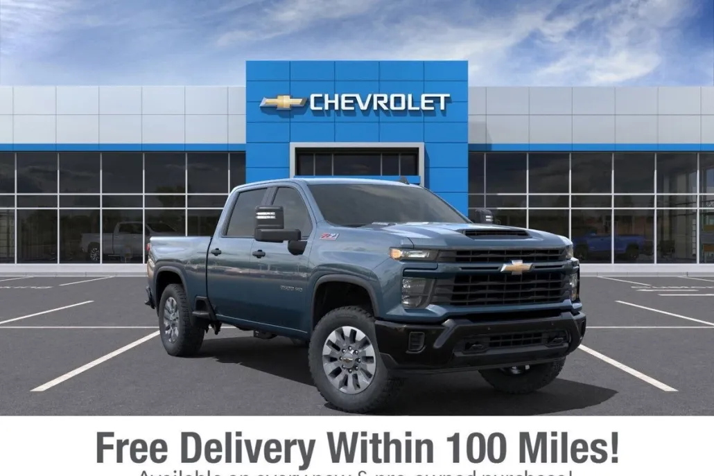 2025 Chevrolet Silverado 2500HD Custom photo 1