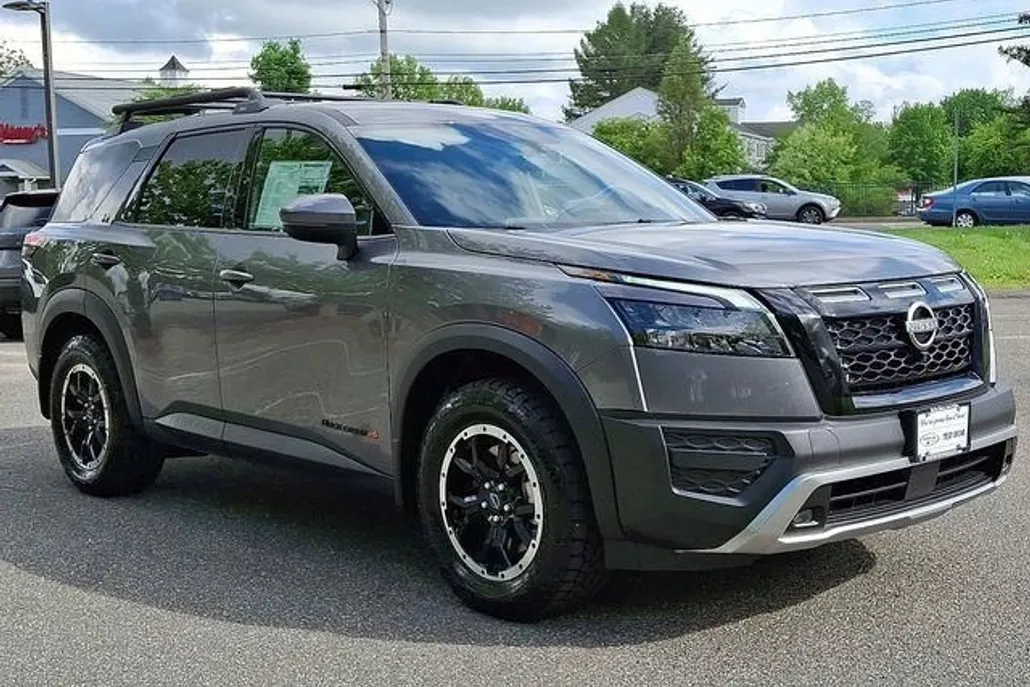 2025 Nissan Pathfinder Rock Creek photo 1