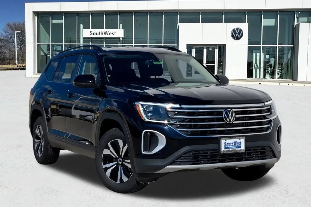 2026 Volkswagen Atlas SE photo 1