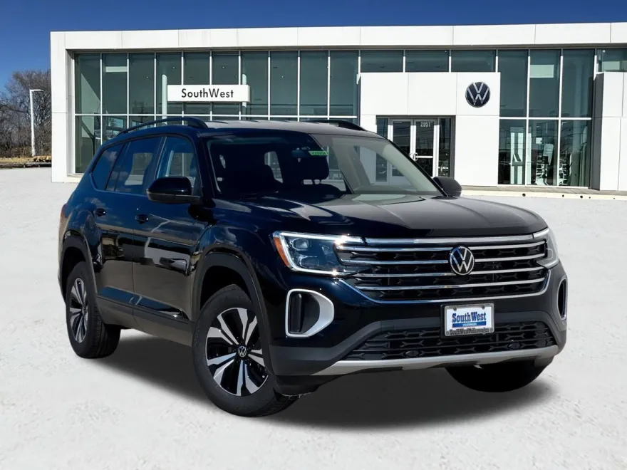 2026 Volkswagen Atlas SE photo 1