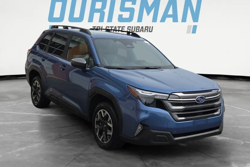 2025 Subaru Forester Premium photo 1