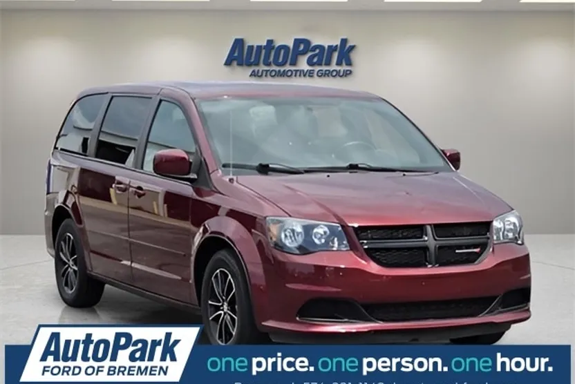 2017 Dodge Grand Caravan SE photo 1