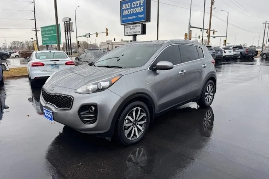 2017 Kia Sportage EX photo 1