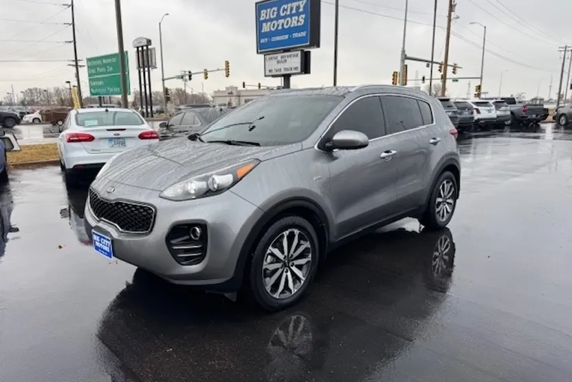 2017 Kia Sportage EX photo 1