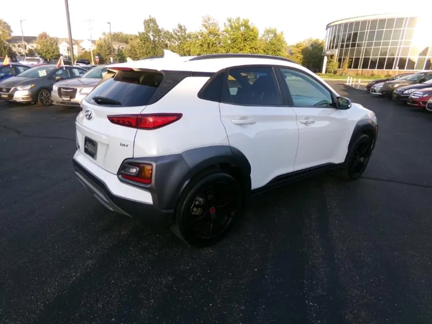 2021 Hyundai Kona SEL Plus photo 1