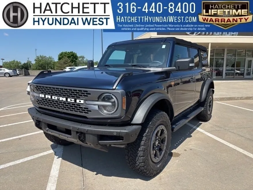 2021 Ford Bronco Badlands photo 1