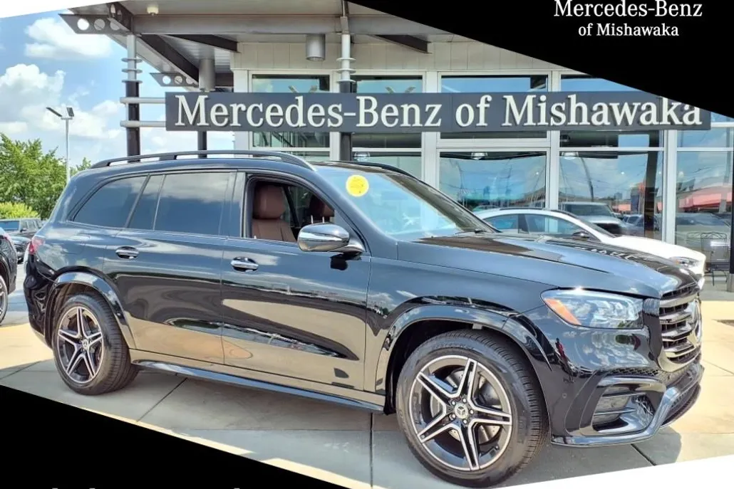 2025 Mercedes Benz GLS 450 4MATIC photo 1