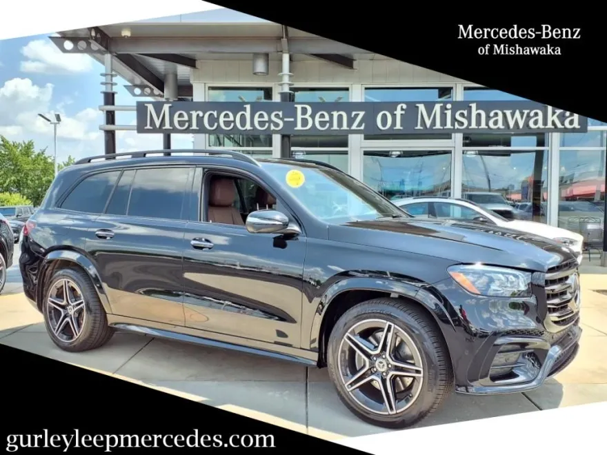 2025 Mercedes Benz GLS 450 4MATIC photo 1