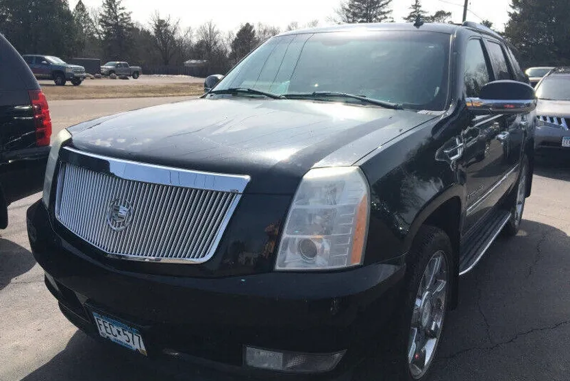 2007 Cadillac Escalade Luxury photo 1