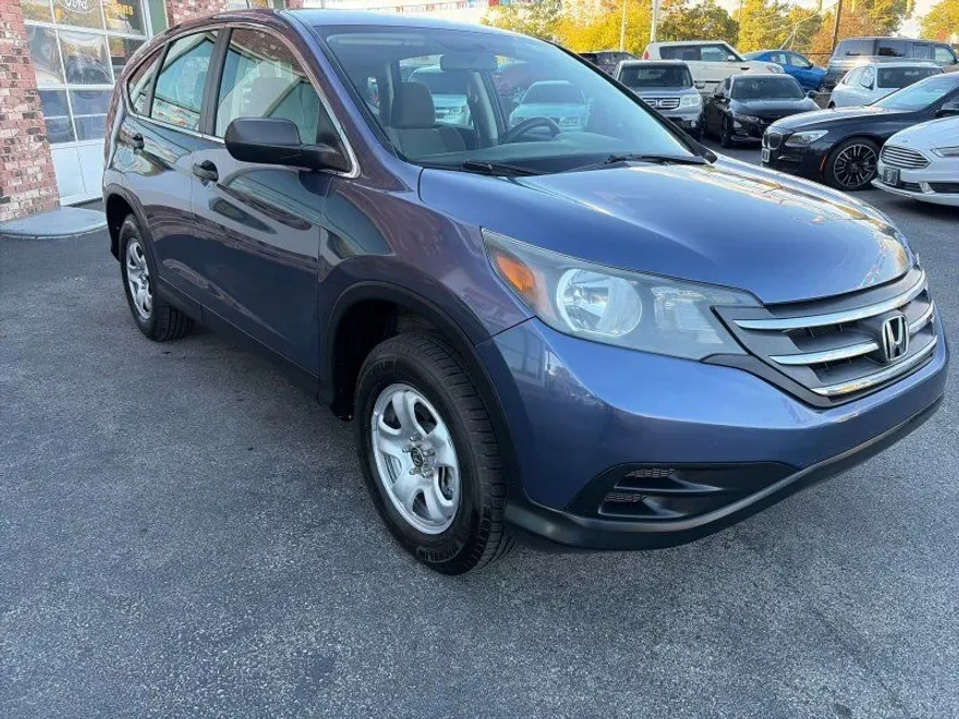 2013 Honda CR-V LX photo 1
