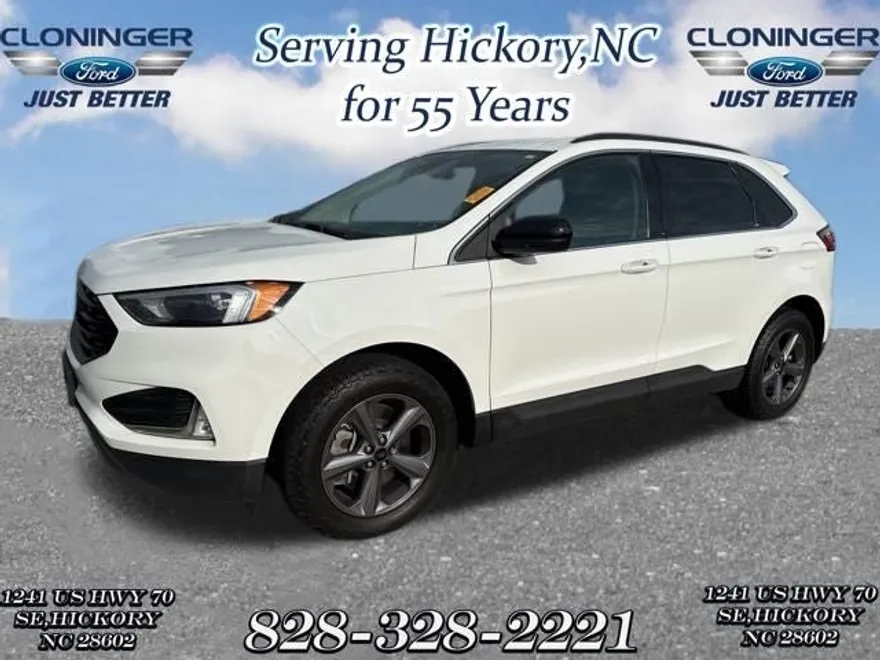 2022 Ford Edge SEL photo 1