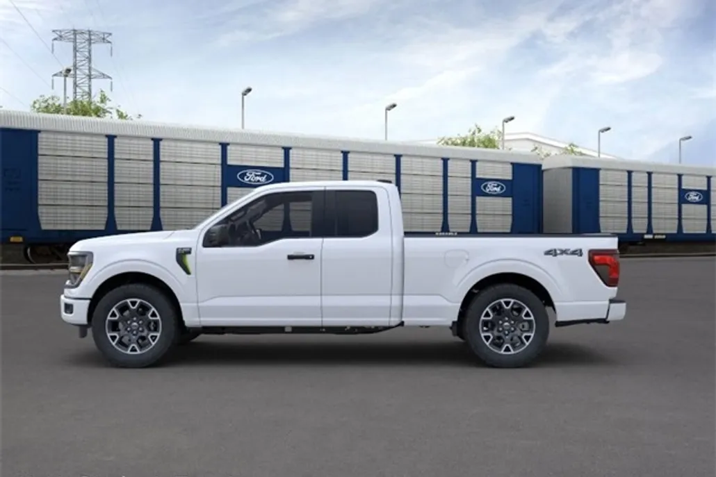2025 Ford F-150 STX photo 1