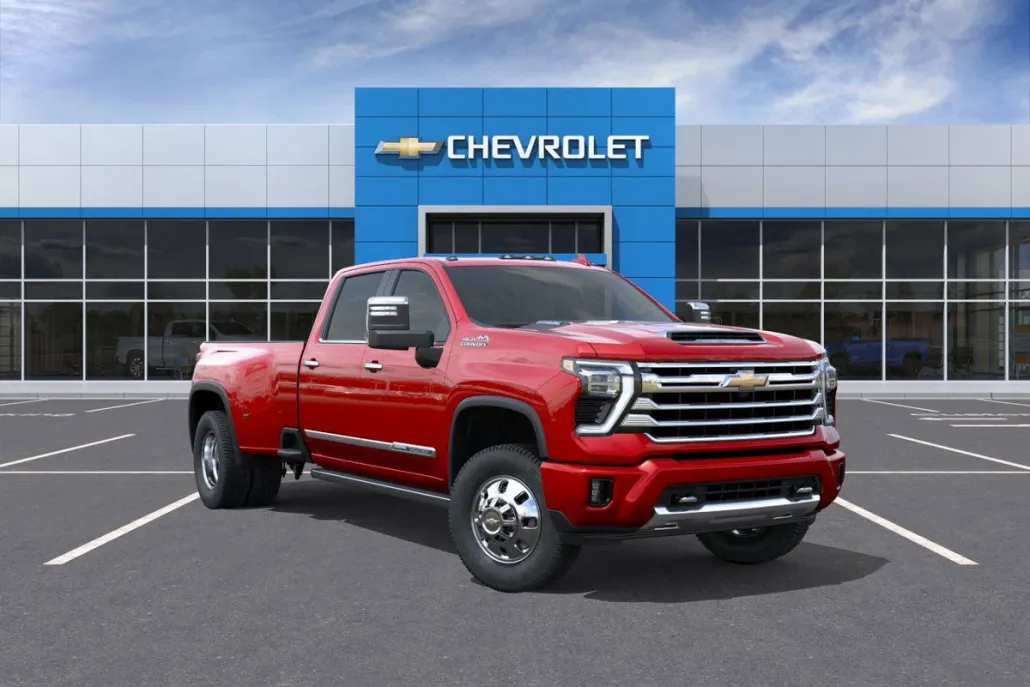 2026 Chevrolet Silverado 3500HD High Country photo 1