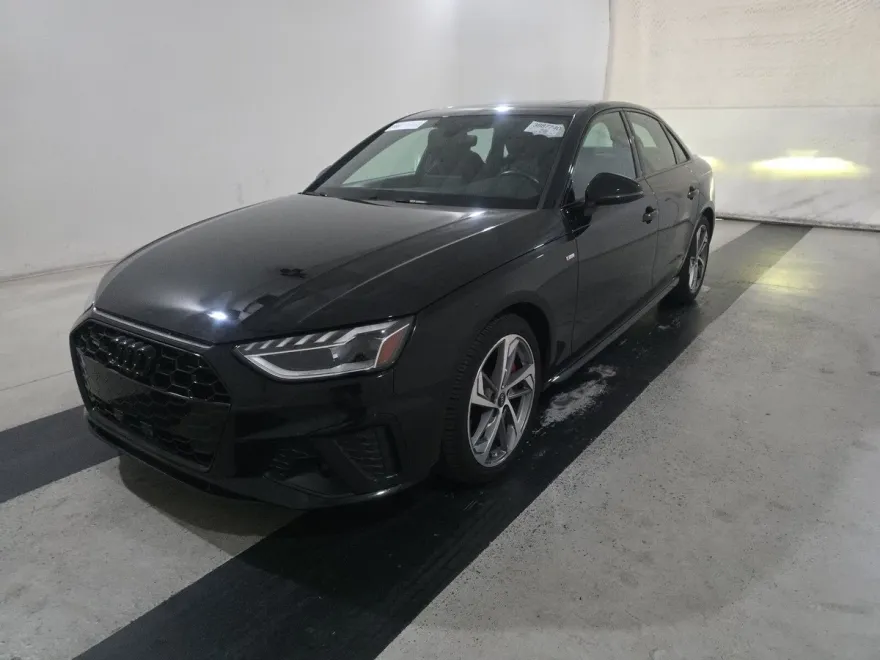2023 Audi A4 45 S line Premium Plus photo 1