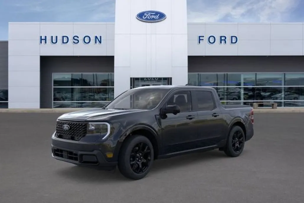 2025 Ford Maverick Lariat photo 1