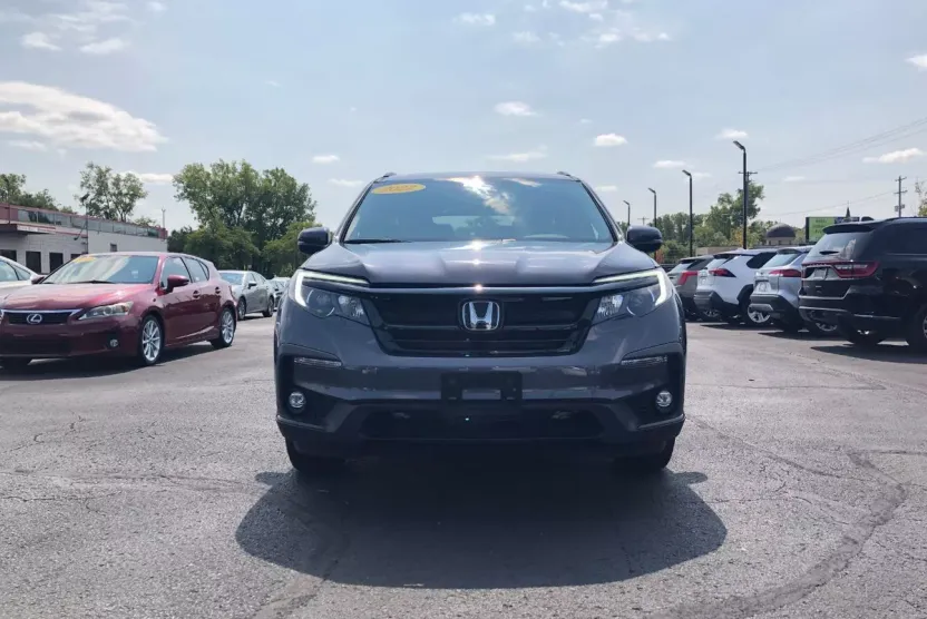 2022 Honda Pilot Special Edition photo 1