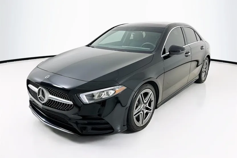2019 Mercedes Benz A 220 photo 1