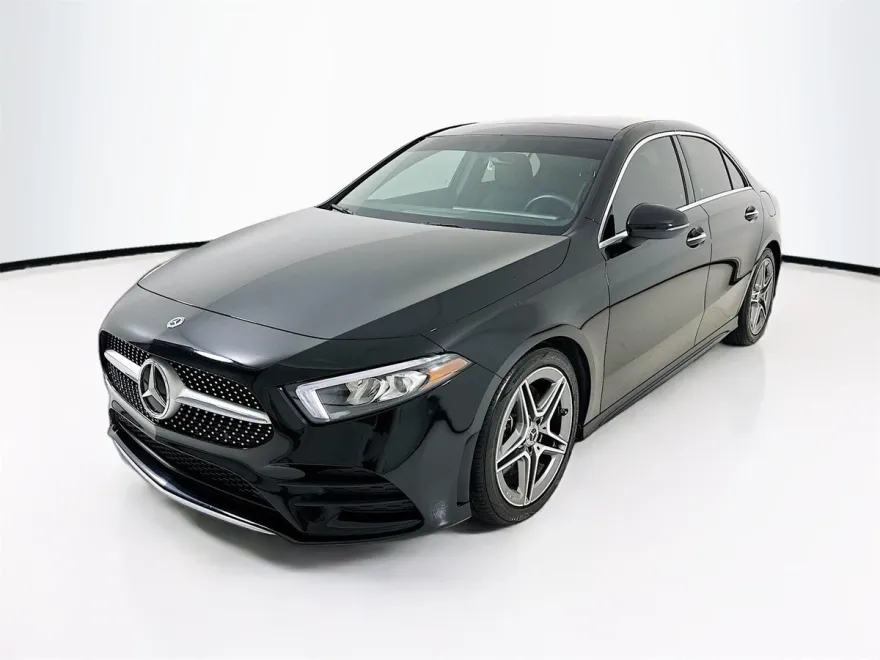 2019 Mercedes Benz A 220 photo 1