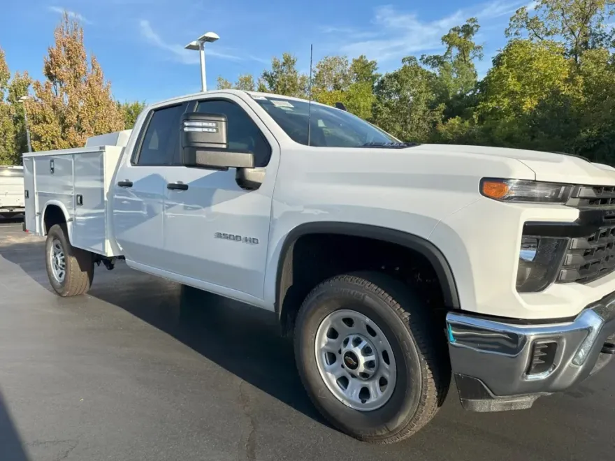 2024 Chevrolet Silverado 3500HD Work Truck photo 1