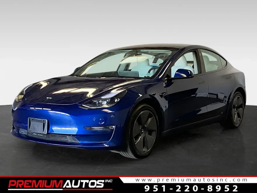 2023 Tesla Model 3 photo 1