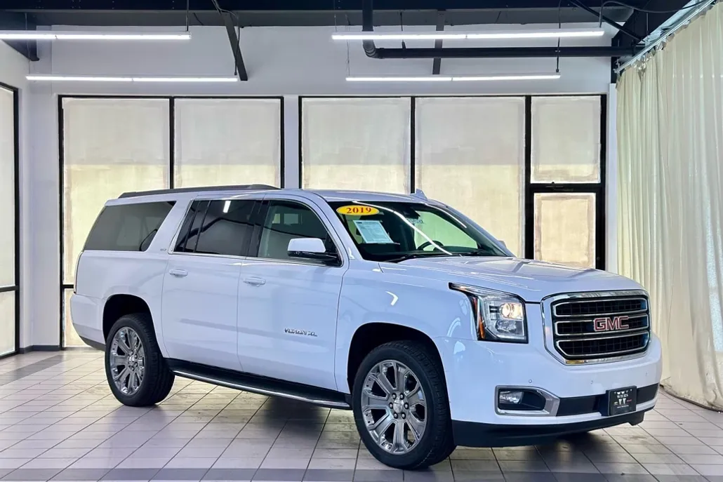 2019 Gmc Yukon XL SLT photo 1