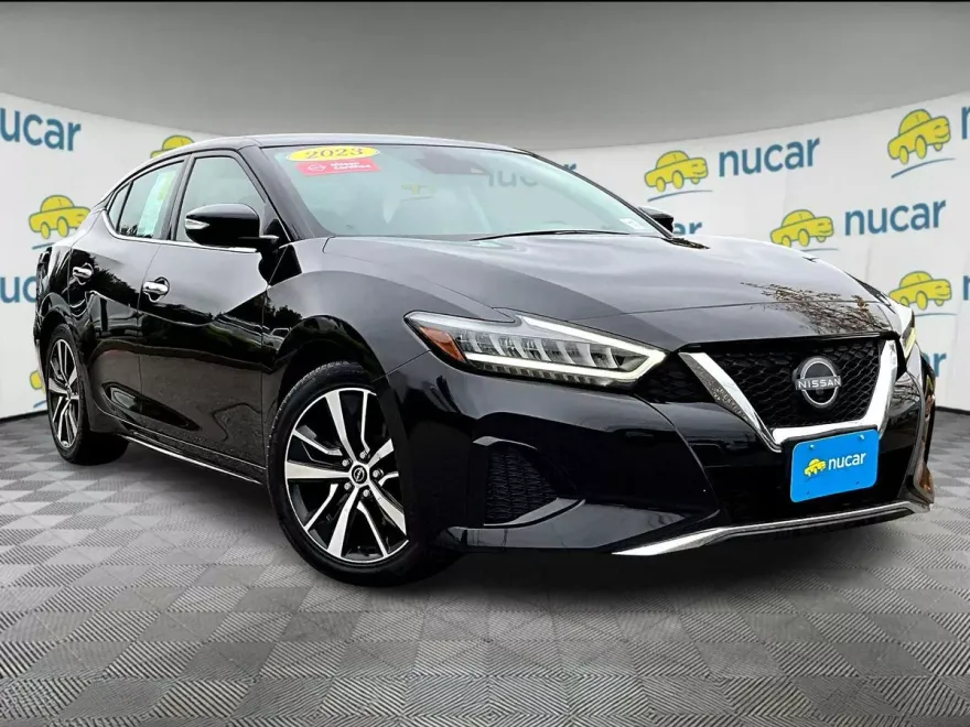 2023 Nissan Maxima SV photo 1