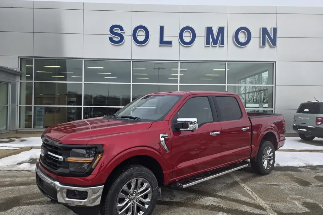 2025 Ford F-150 XLT photo 1