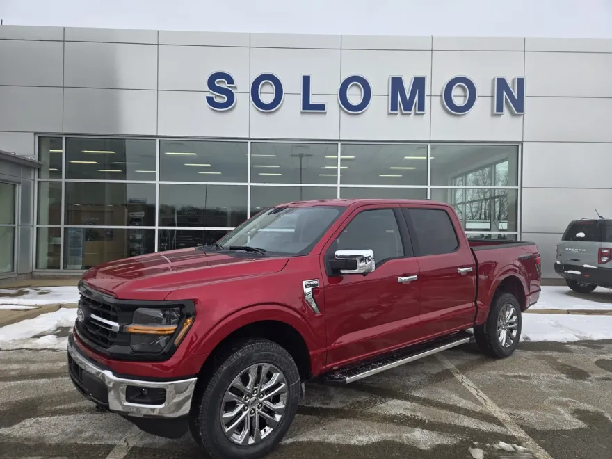 2025 Ford F-150 XLT photo 1