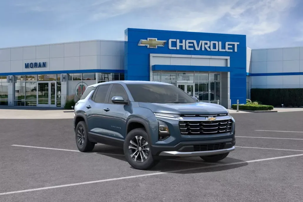 2026 Chevrolet Equinox LT photo 1