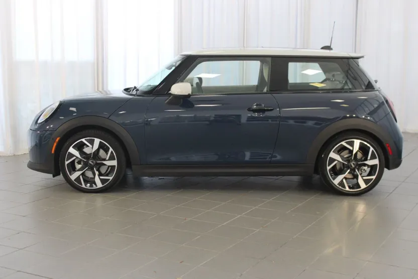 2025 Mini Cooper 2 Door Hardtop S photo 1