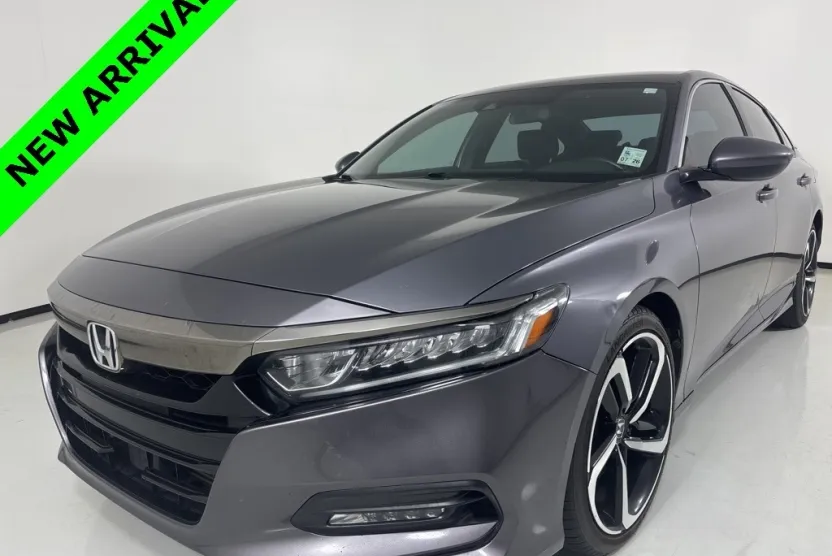 2019 Honda Accord Sport photo 1