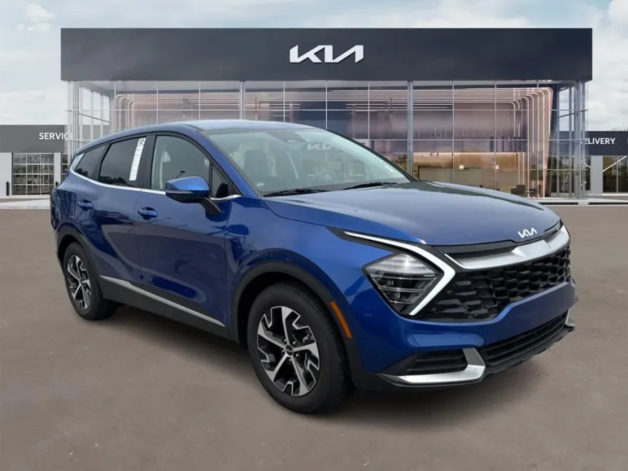2024 Kia Sportage EX photo 1