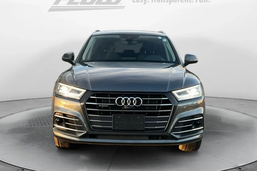 2020 Audi Q5 Prestige 55 TFSI e Premium S line photo 1